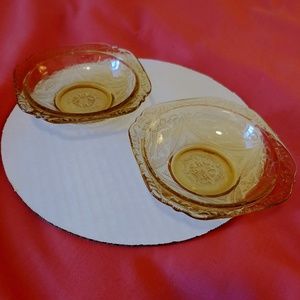 Depression Glass dessert bowls: MADRID pattern (set of 2)